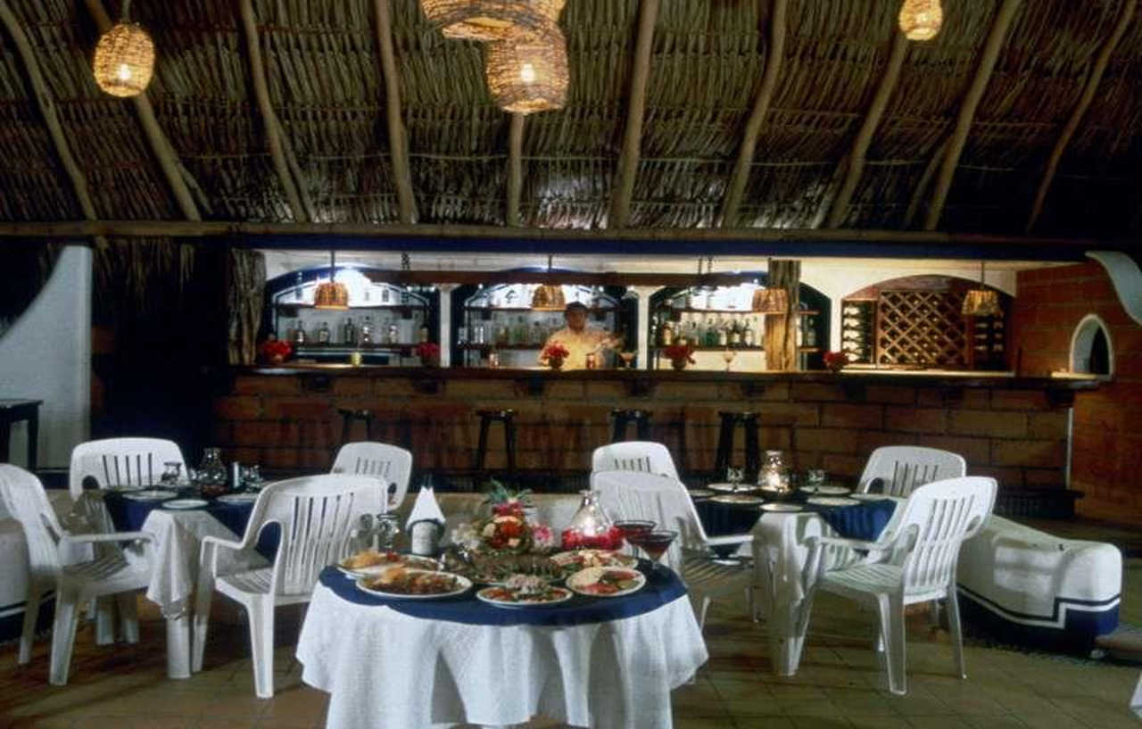 Hotel Villa Mexicana Zihuatanejo Exterior foto